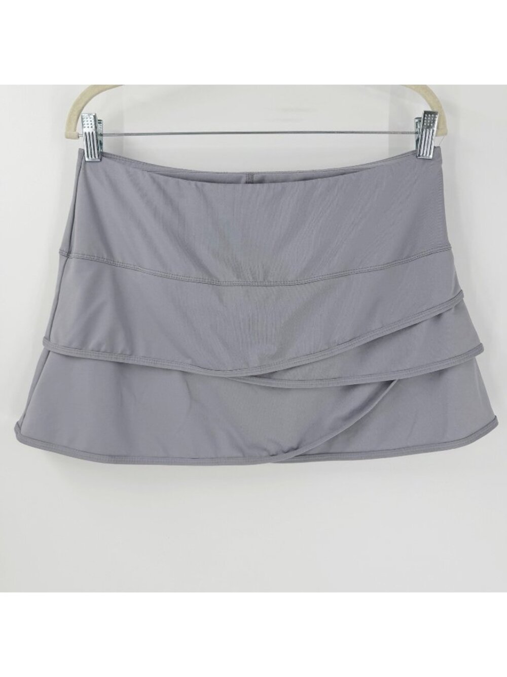Lucky in Love Gray Tiered Tennis Pickleball Skirt L (12) Stretchy